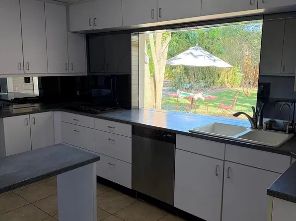 4142 Gramercy St, Houston, TX 77025