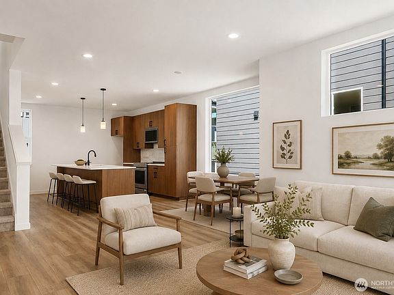 5th image of 721 15th Avenue #B