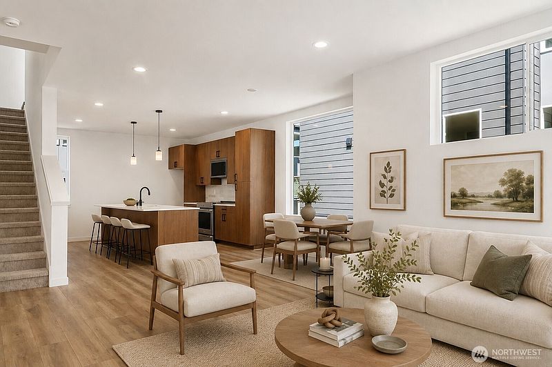 5th image of 721 15th Avenue #B