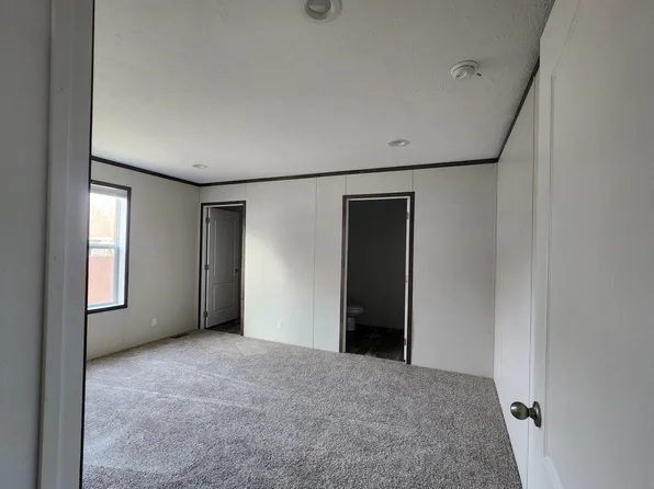 131 Cornelius Dr, Shiloh, IL 62269