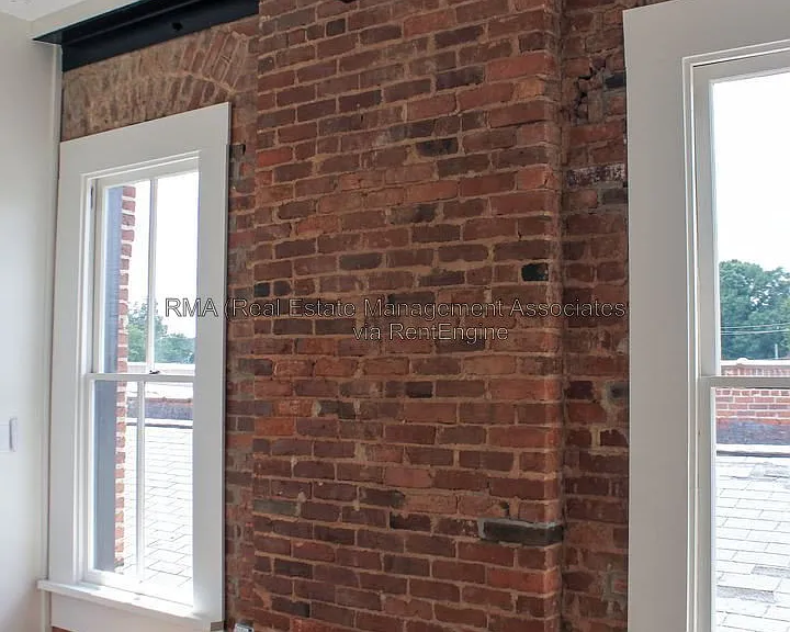 4 Zebulon St #2G — Photo 18
