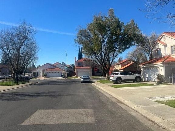 4th image of 1733 Nighthawk Way