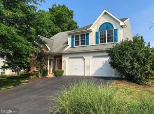 4145 Hill Terrace Dr, Sinking Spring, PA 19608