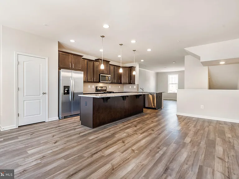 5892 Bella Marie Way — Photo 9