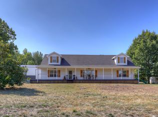 935 S Paint Ln, Carthage, MO 64836