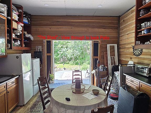2nd image of 13968 Poplar Hill Rd