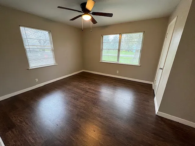 3 bed, 1058 sqft, $1,300 — Photo 3