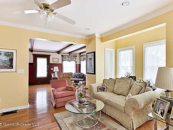 4th image of 116 Broadway #116
