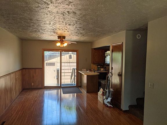 3rd image of 3536-C Avenue St N