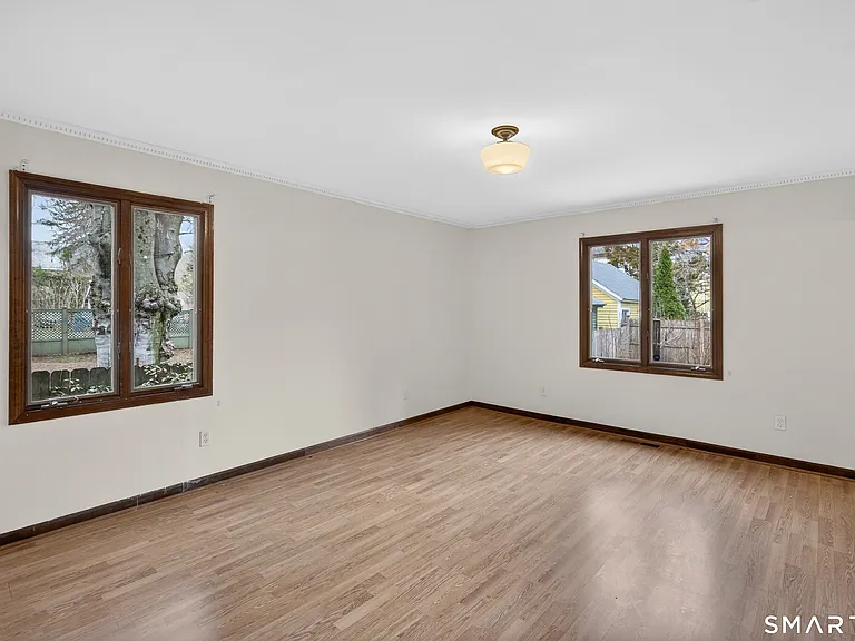 339 Willow St #1 — Photo 5