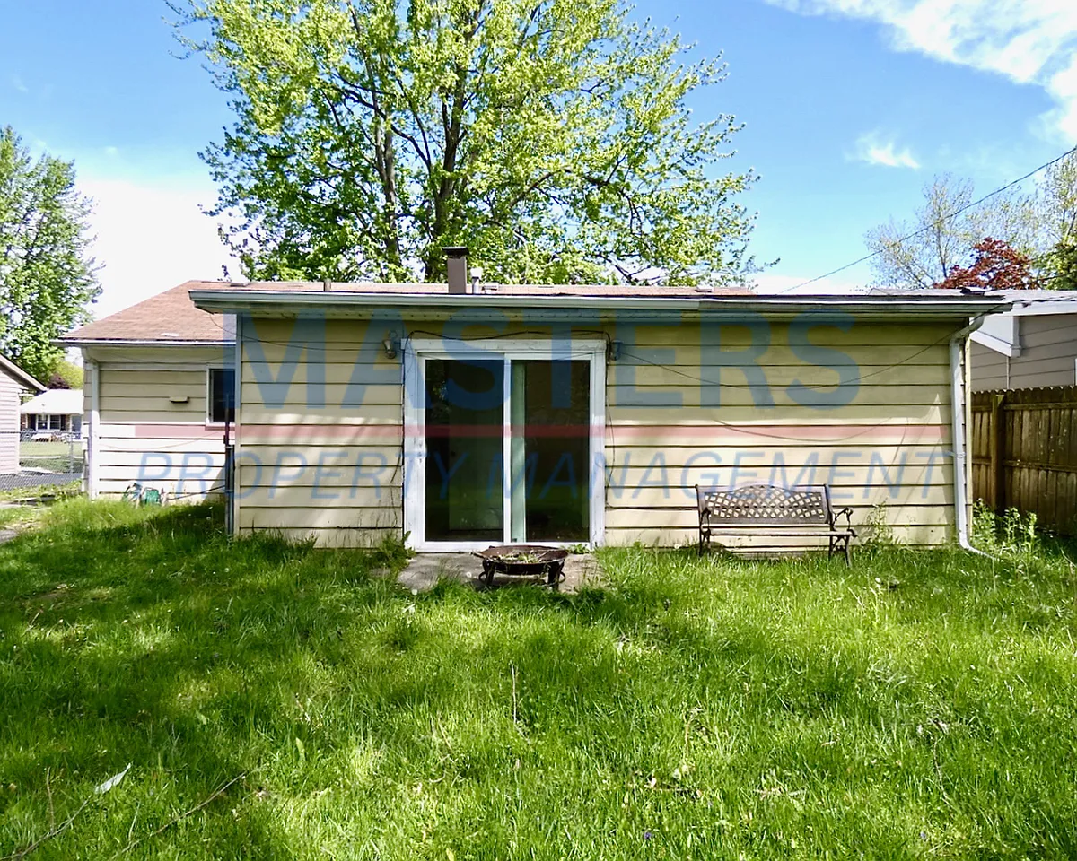 Building Photo - 3907 Donegal Ln