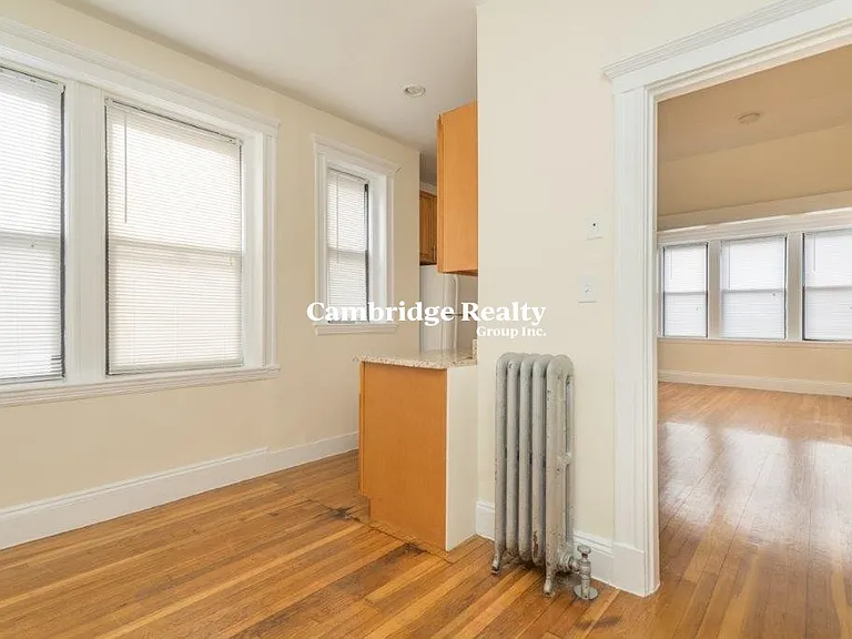 12 Elko St #7T — Photo 1