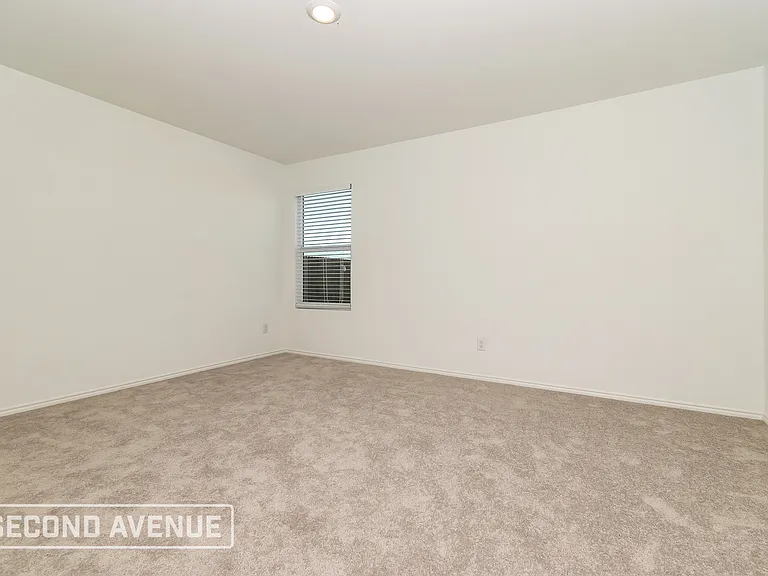 1913 Lotus St — Photo 11