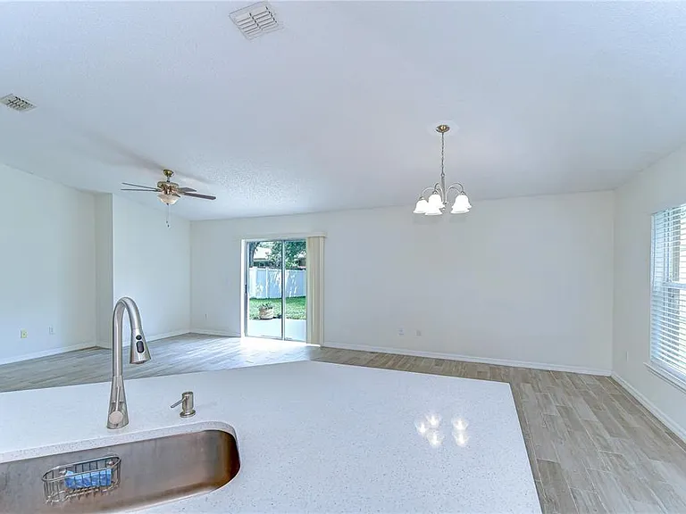 18303 Elmhurst Ln — Photo 16