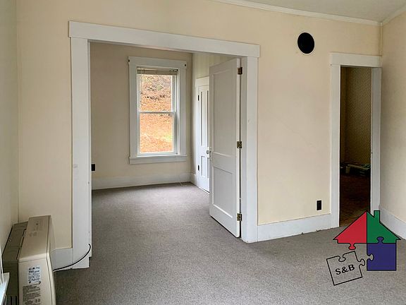4th image of 67 Merchant St #2