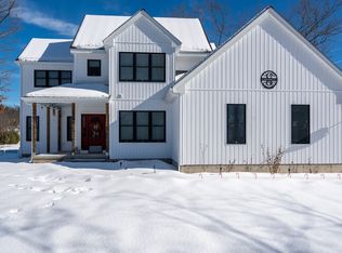 1388 Lyon St, Ludlow, MA 01056