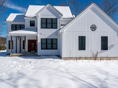 1388 Lyon St, Ludlow, MA, 01056