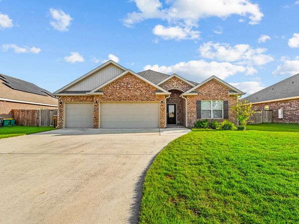 4016 Lighthouse Dr