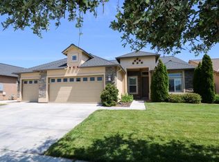 2443 Solig St, Kingsburg, CA