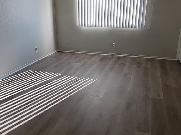 2nd image of 1010 E Broadway APT C