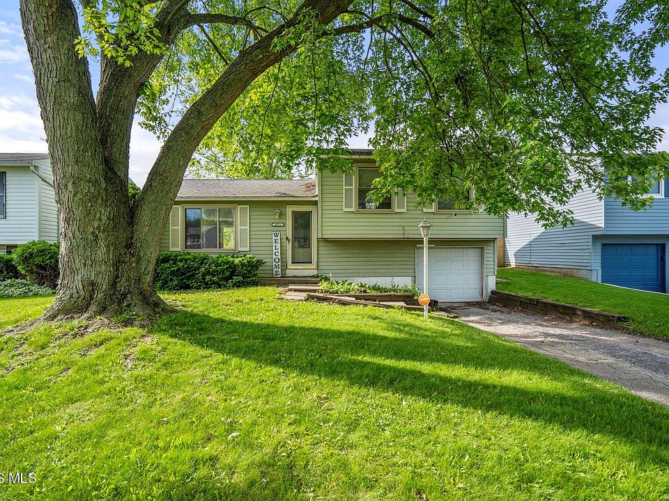 1st image of 4833 Catalina Dr