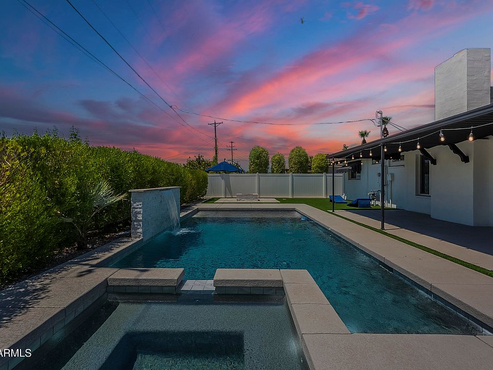 1st image of 8613 E MONTEBELLO Avenue