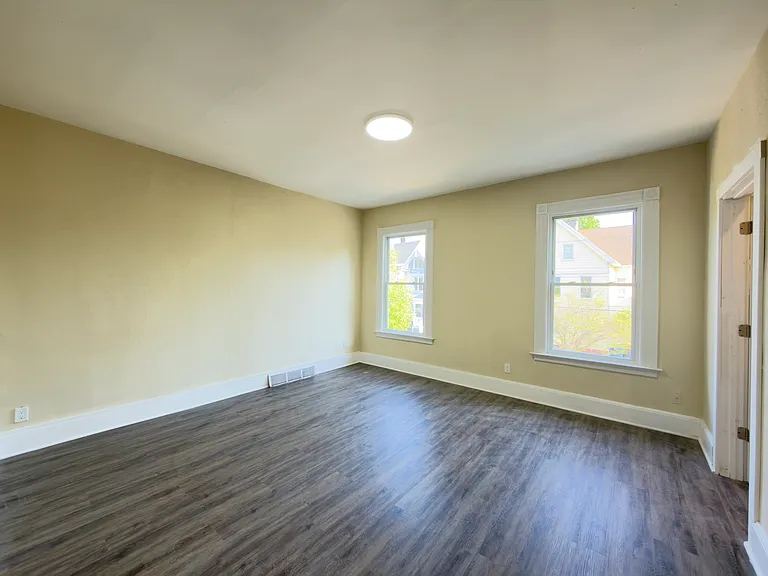 23 Tilton St #2 — Photo 8