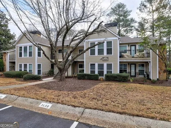 3412 Lake Pointe Cir, Roswell, GA 30075