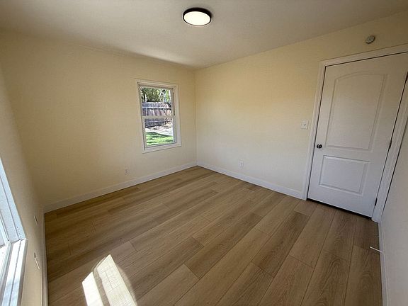 5th image of 6356-6360 Brooklyn Ave #6358