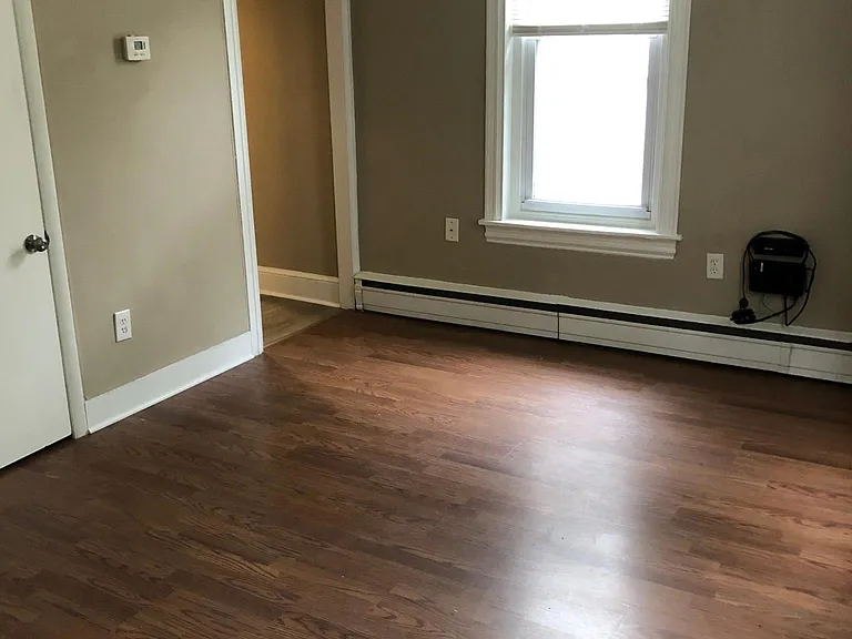 15 2nd Ave #4 — Photo 11