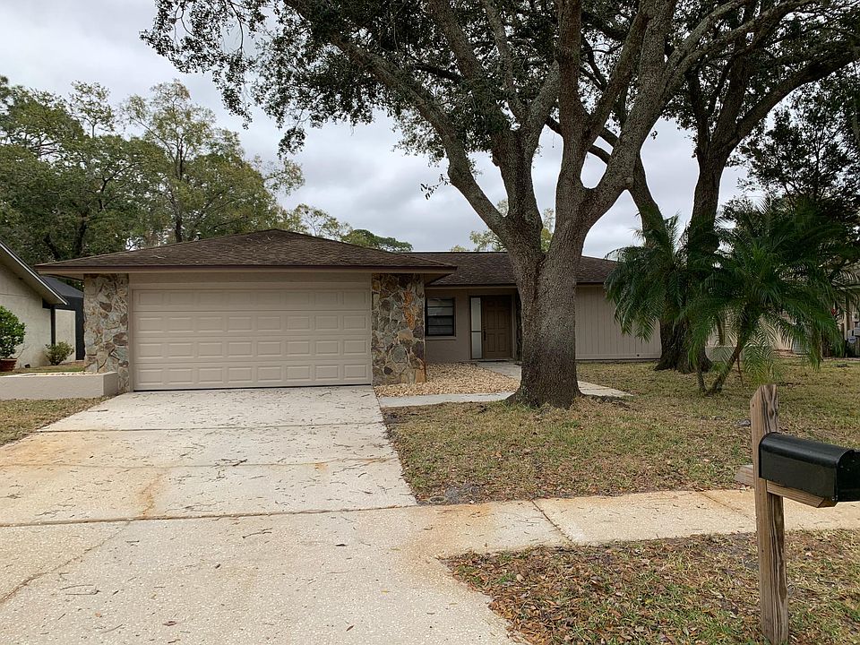 1st image of 3580 Fairway Forest Dr