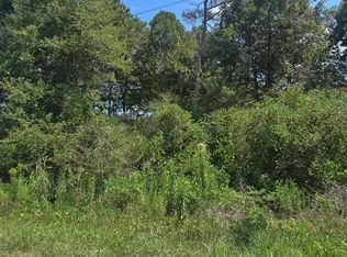Elizabeth St, Haleyville, AL 35565
