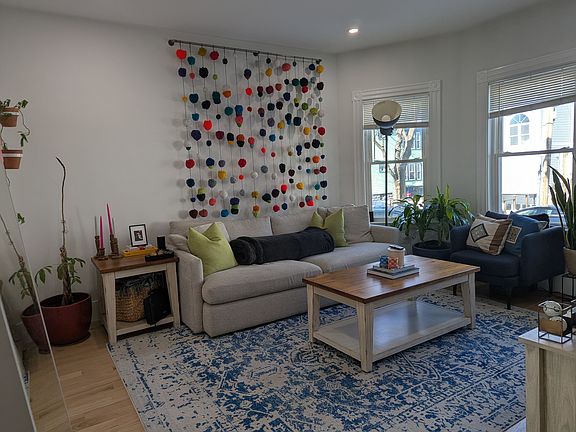 2nd image of 14 Seven Pines Ave #1