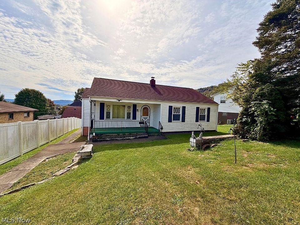 1st image of 450 W 40th St