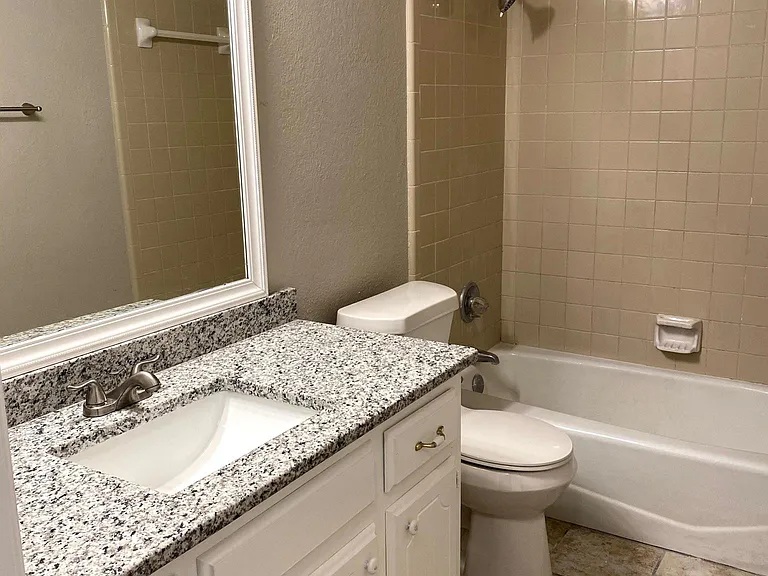 1204 Ironrock Dr — Photo 8