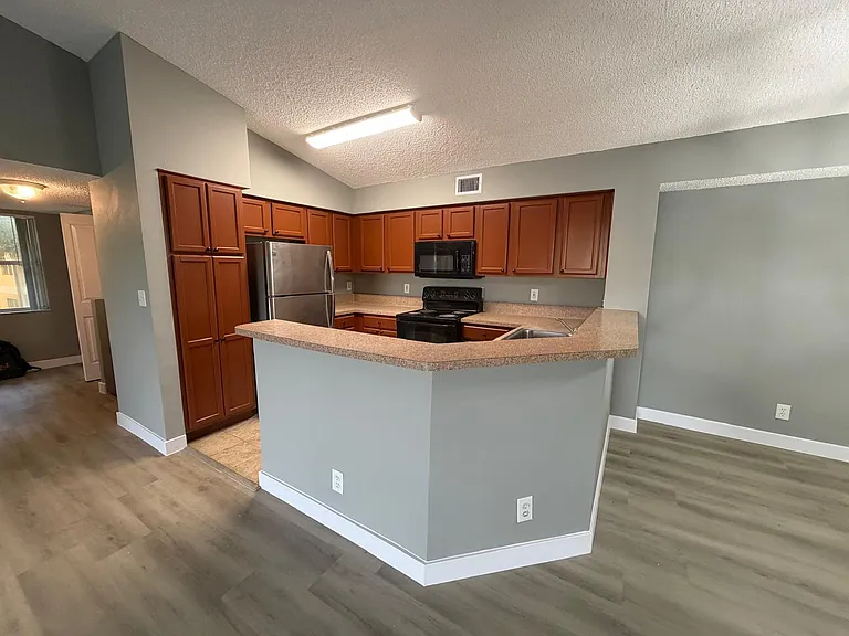 7670 Westwood Dr #715 — Photo 29