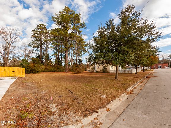 5th image of 504 B North Street