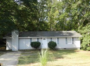 11 Johnston Rd, Griffin, GA 30224