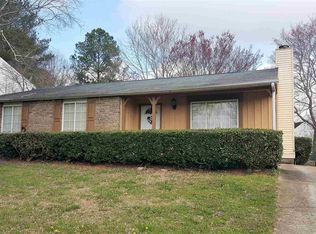 1194 Muirfield Dr, Stone Mountain, GA 30088