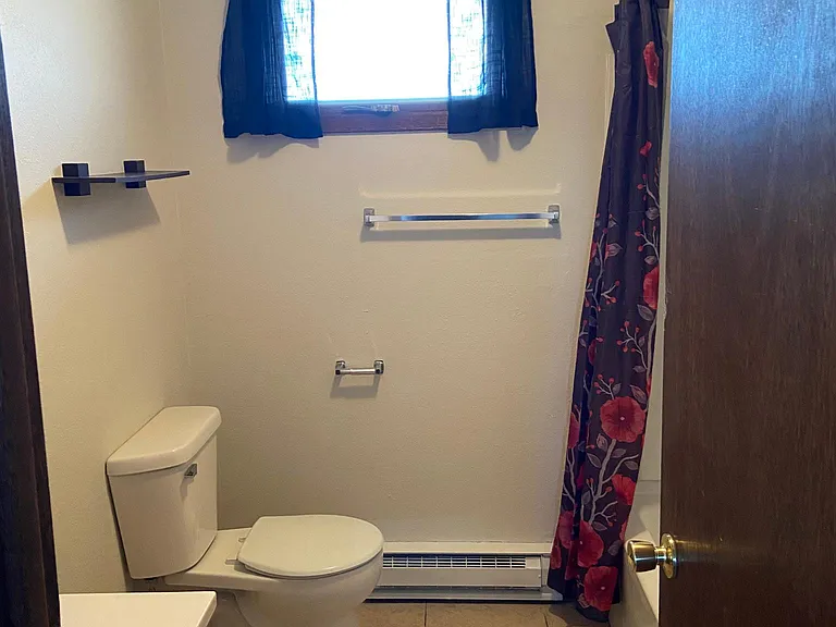 15 West Dr — Photo 7
