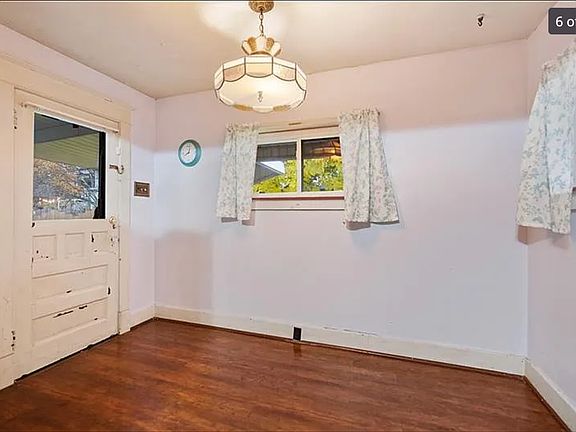 5th image of 1604 4th Ave