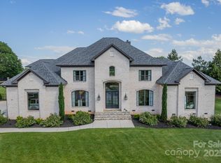 8102 Rolling Fields Rd, Mint Hill, NC 28227