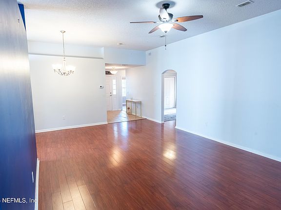 5th image of 3610 OLD VILLAGE Drive