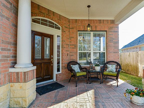 3rd image of 16015 Mill Canyon Ct