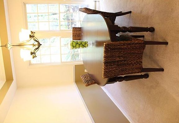 5th image of 345 Wood Trace Dr