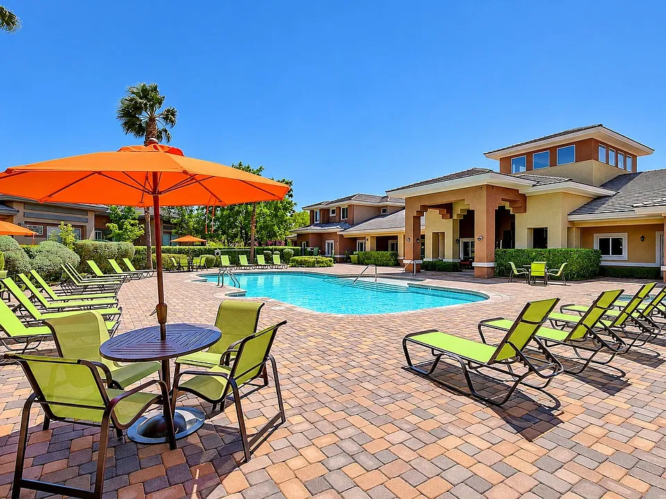 Canyon Villas Apartments