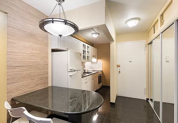 2nd image of 153 E 57th St APT 7K