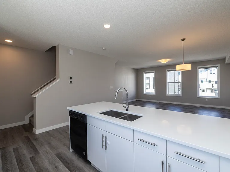 2610 Maple Way NW — Photo 11