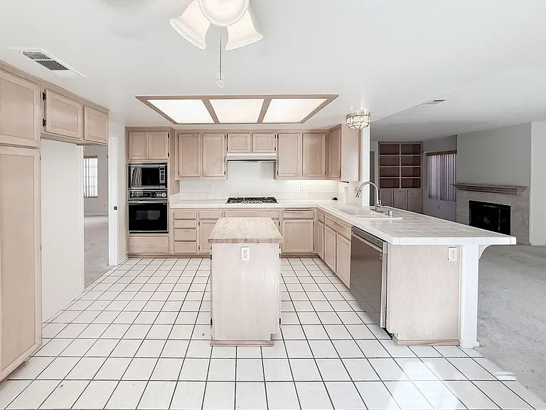 40041 Zamura Ct — Photo 13