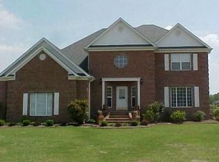 1650 Club House Dr, Dyersburg, TN 38024